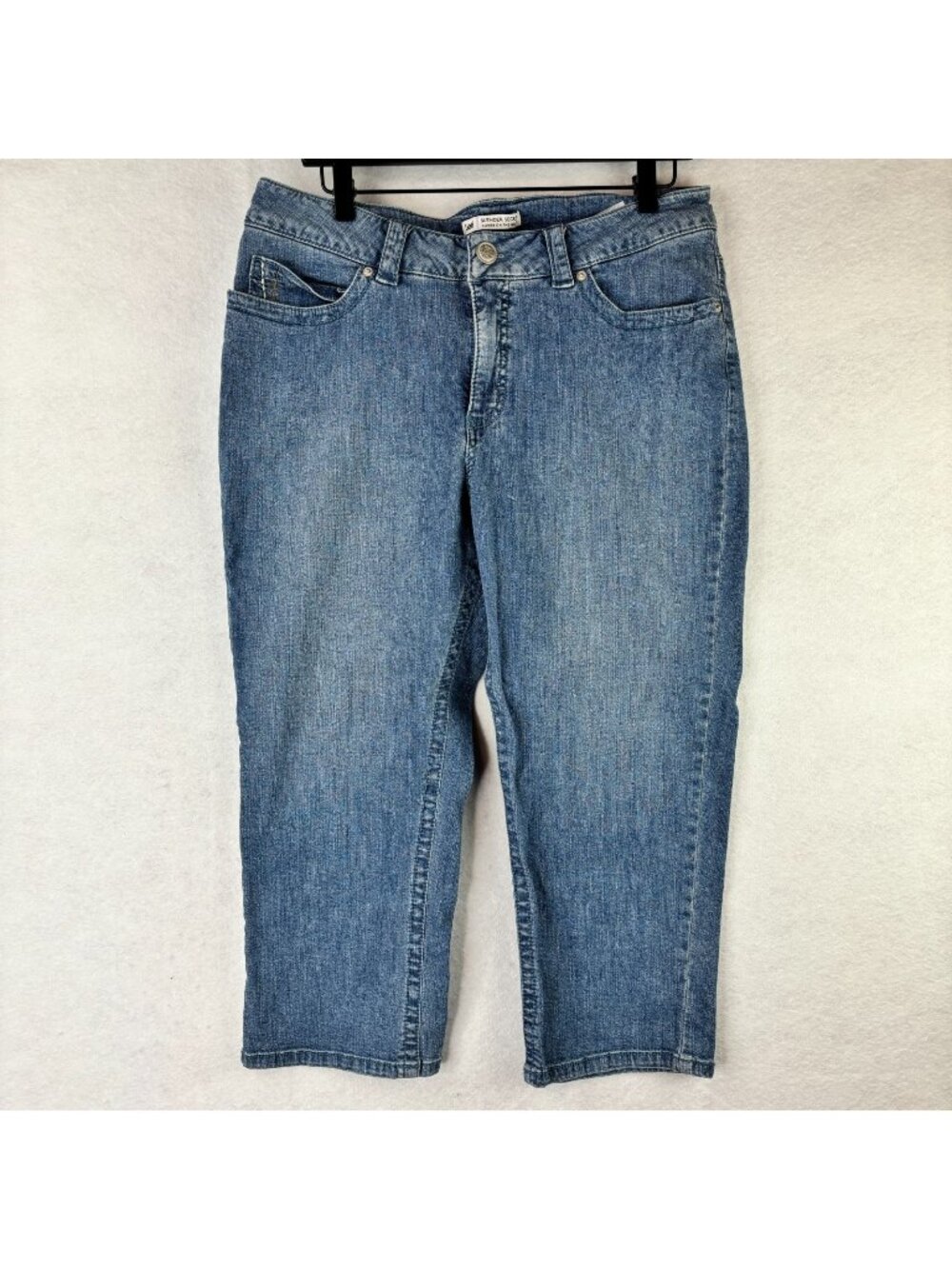 Lee Lower On The Waist Denim Capri Blue Jeans Denim Womens Size 14 Mid Rise